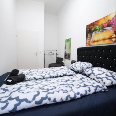 Modern Double Room Js B Вена Экстерьер фото