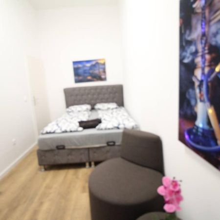 Modern Double Room Js B Вена Экстерьер фото